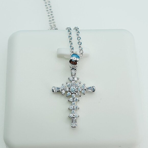 "925 Sterling Silver Cubic Zircon Necklace, UU1P7A7003 - Picture 5 of 9